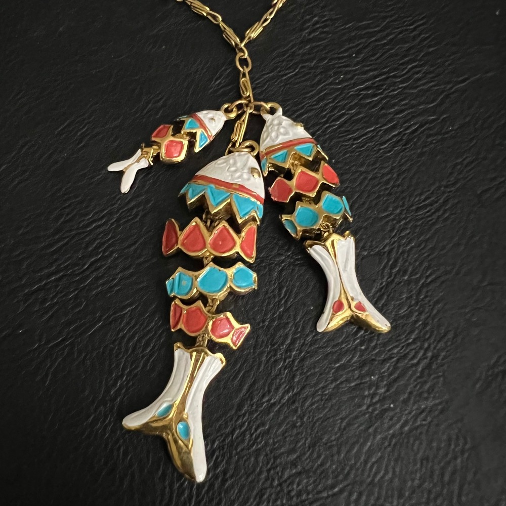 Vtg Articulated Enamel Fish Triple (3) Pendant Necklace Gold Tone 32" Eclectic